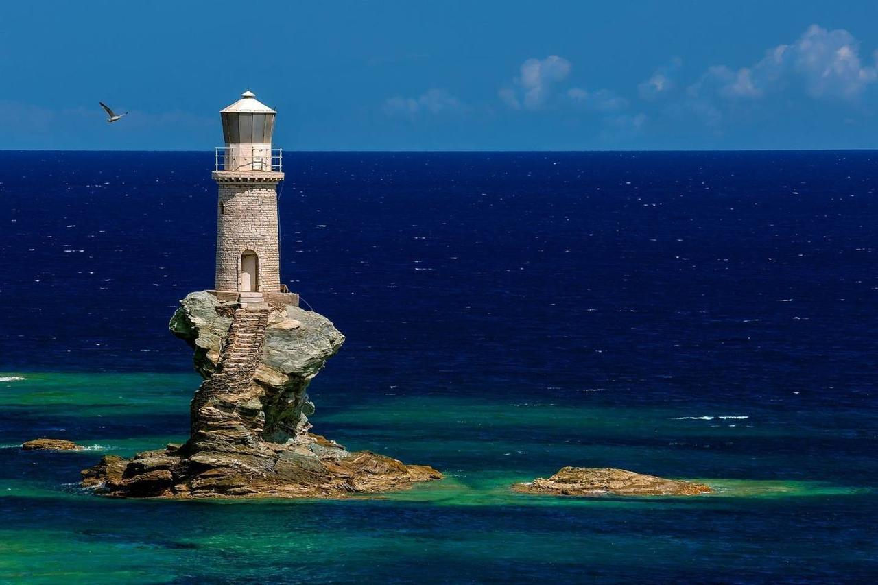 "Aura" Apt In Stone Tower 1690 • Andros Aidonia  ภายนอก รูปภาพ